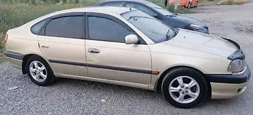 мада: Toyota Avensis: 2001 г., Автомат, Бензин, Седан — 5