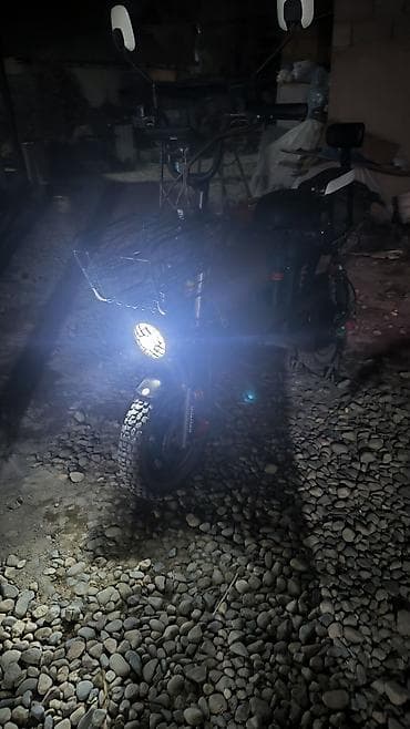 фикса: Электроскутер PENTRO (городской/утилитарный) Основные особенности: - — 7