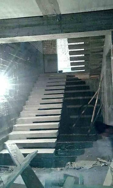 утеплить дом: Бетонная лестница Для дома, Гарантия, Форма лестницы: Много-маршевая, Стиль: Лофт — 5