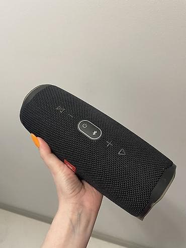 Продам блютуз колонку JBL Charge 4 оригинал, приобреталась в сетевом at lalafo.kg Продам блютуз колонку JBL Charge 4 оригинал, приобреталась в сетевом