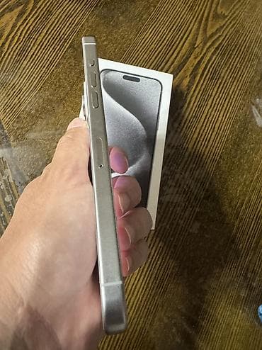 apple studio: IPhone 15 Pro Max, Б/у, 256 ГБ, White Titanium, Кабель, Коробка, 88 % — 4