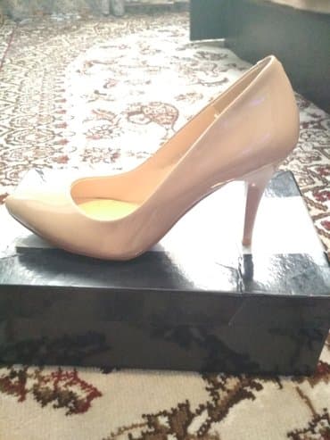 Туфли новые. размер 35, подойдут и на 36