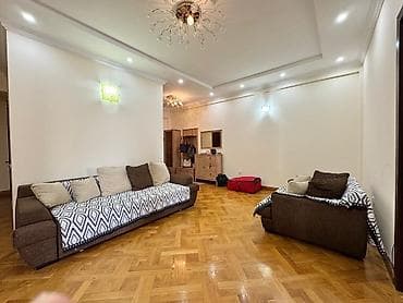 For rent spacious 3 bedroom apartment near Erkindik Boulevard — 8
