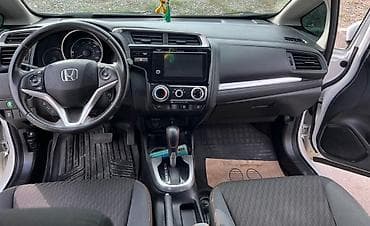 фит 1: Honda Fit: 2018 г., Автомат, Бензин, Хэтчбэк — 3