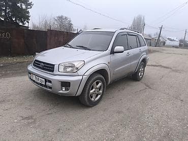 Toyota RAV4: 2002 г., 2 л, Механика, Бензин, Кроссовер