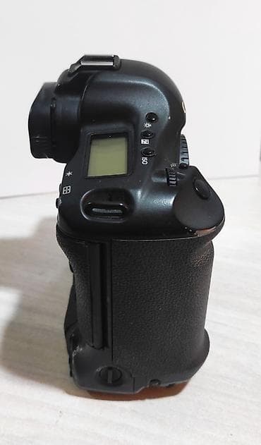 canon 3d mark iii: Canon EOS‑1D Mark IV — профессиональная зеркальная фотокамера серии — 2