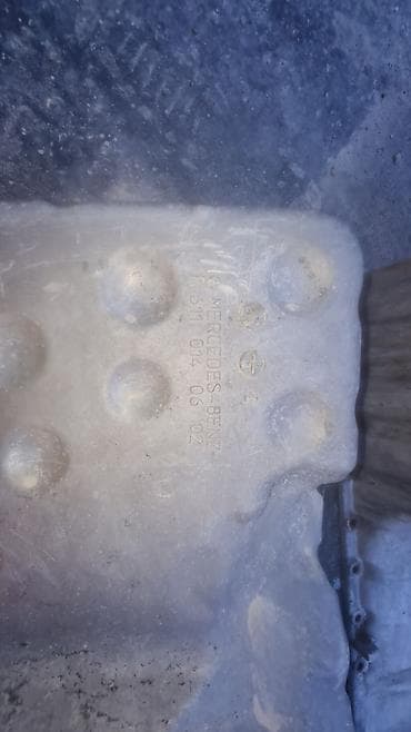 ls 600: Картер Mercedes-Benz 1995 г., Б/у, Оригинал — 3