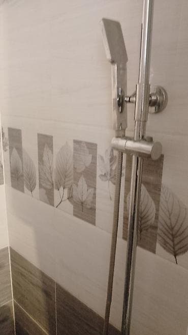 Услуги плиточника. Профессиональная укладка керамической плитки и at lalafo.kg Услуги плиточника. Профессиональная укладка керамической плитки и