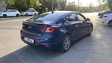 Продажа авто: Hyundai Avante: 2019 г., 1.6 л, Робот, Бензин, Седан — 3