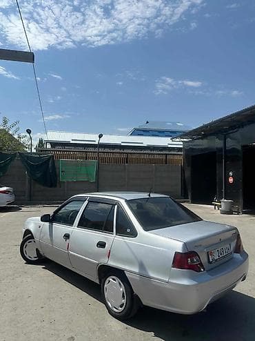 spark 2012: Daewoo Nexia: 2011 г., 1.5 л, Механика, Бензин, Седан — 2