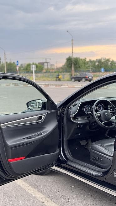 byd e7: Hyundai Grandeur: 2021 г., 2.4 л, Автомат, Гибрид, Седан — 10