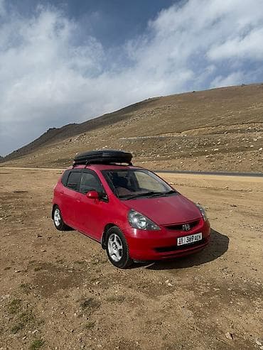 Honda Fit: 2003 г., 1.3 л, Автомат, Бензин, Хэтчбэк