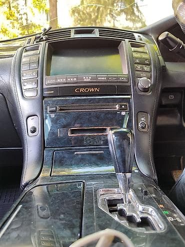 mark ll: Toyota Crown: 2004 г., 3 л, Автомат, Бензин, Седан — 4