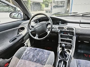Транспорт: Mazda 626: 1996 г., 2 л, Механика, Бензин, Хэтчбэк — 8