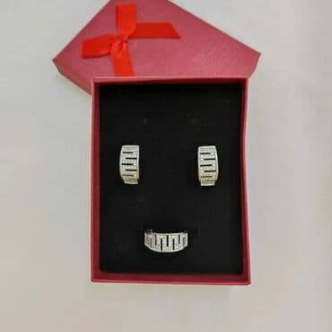 эксклюзивные свадебные пригласительные: Комплект Серебро 925 пробы Цена 3000 сом Все размеры имеются Есть — 2