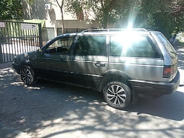 Унаа: Volkswagen Passat Variant: 1990 г., 1.8 л, Универсал — 4