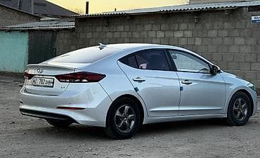 селика: Hyundai Avante: 2016 г., 1.6 л, Автомат, Газ, Седан — 3