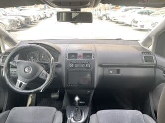 обмен на дом в городе каракол: Volkswagen Touran: 2010 г., 1.4 л, Робот, Бензин, Универсал — 6