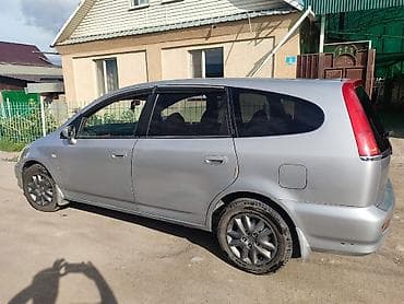 лобавой кари: Honda Stream: 2002 г., 2 л, Автомат, Бензин, Универсал — 3