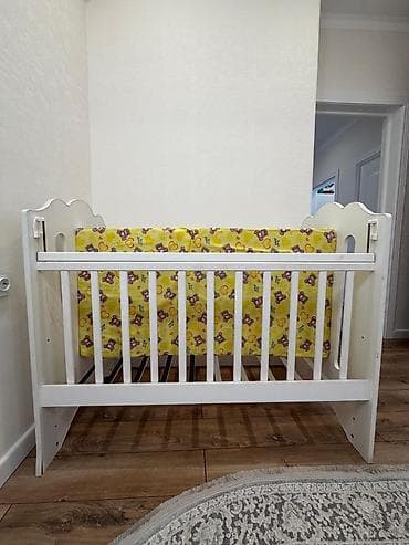 скупаю мебель: Детский комплект для комнаты: кроватка + кресло-качалка Кроватка: - — 2