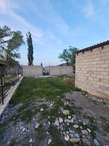 Кыймылсыз мүлк: Продаётся одноэтажный дом с участком. в Сокулуке Описание: - — 9