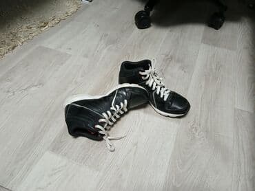 обувь для охоты: Сапожки новые утеплённые, (кожа-замша), 38р. 1290с.; 2-е - — 7