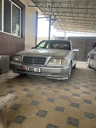 Транспорт: Mercedes-Benz C-Class: 1993 г., Седан — 2