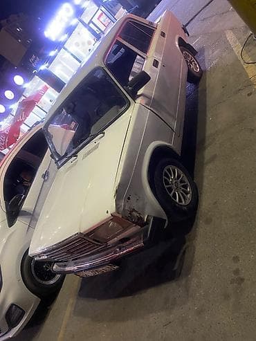 lada 2113: ВАЗ (ЛАДА) 2105: 2009 г., Механика, Бензин, Седан — 2