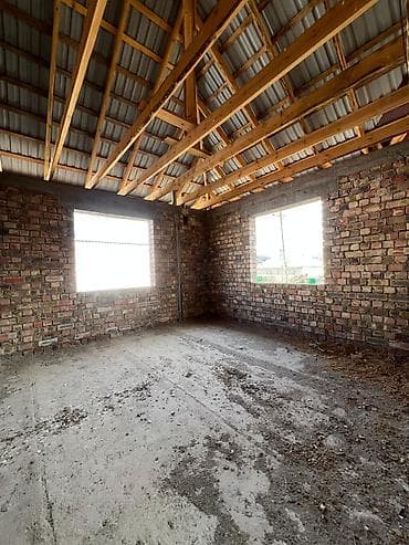дом ремонт: Продаётся кирпичный двухэтажный дом (коробка) с мансардной крышей — 9