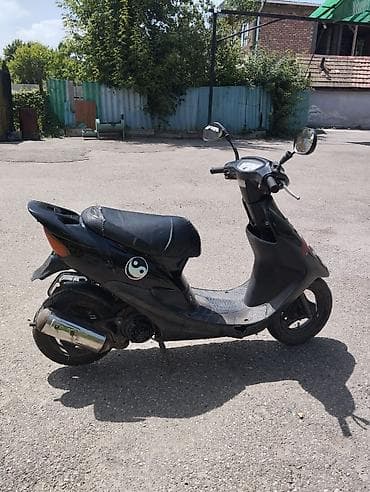 хонда истеп 1: Скутер түрү Honda, 50 куб. см, Бензин — 1