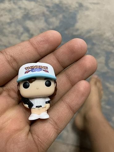 third edition solution: Коллекционная мини-фигурка Funko Pocket Pop! — персонаж в голубой — 1