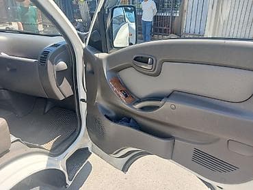 Hyundai Porter: 2007 г., 2.5 л, Механика, Дизель, Седан