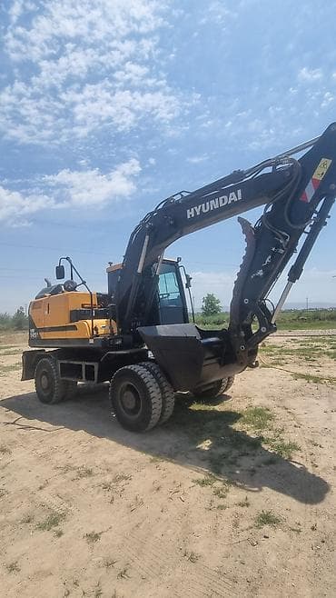 Унаа: Экскаватор, Hyundai, 2022 г., Дөңгөлөктүү — 2