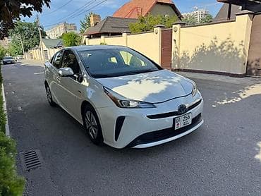 byd leopard: Toyota Prius: 2019 г., 1.8 л, Гибрид, Лифтбек — 2