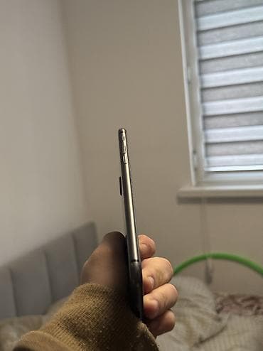 телеви: IPhone 8 Plus, Новый, 256 ГБ, Jet Black, Защитное стекло, Кабель, 100 % — 5