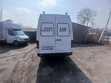 Коммерческий транспорт: Легкий грузовик, Volkswagen — 5