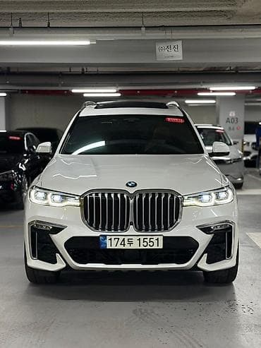 mini coper: BMW X7: 2021 г., 3 л, Автомат, Бензин, Внедорожник — 1