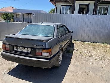 bcd com kg 2025: Volkswagen Passat: 1988 г., 1.8 л, Механика, Бензин, Седан — 4