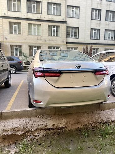 toyo: Toyota Corolla: 2019 г., 1.8 л, Вариатор, Электромобиль, Седан — 3