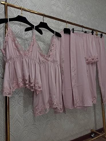 amber elixir: Женские пижамные комплекты с кружевом - Комплекты из легкой — 5