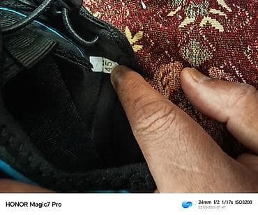 растянуть обувь: Акваобувь/водные кроссовки, размер EU 45. - Цвет: черный с голубыми — 4