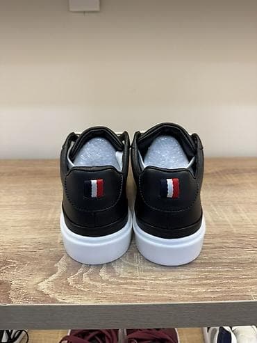 Жеке буюмдар: Эркектердин кроссовкасы, 42, 41, 44, Tommy Hilfiger, Жаңы, түсү - Кара, Өзү алып кетүү — 3