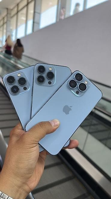 айфон ks: IPhone 13 Pro, цвет Sierra Blue - Экран 6.1", OLED Super Retina XDR — 1