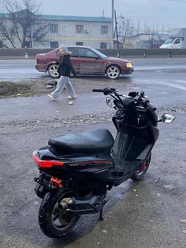 скутеры в бишкеке: Макси-скутер 150 куб. см, Бензин, Б/у — 5