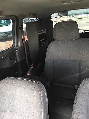 Hyundai Starex: 2000 г., 2.6 л, Кол менен иштөөчү, Дизель, Вэн/Минивэн — 4