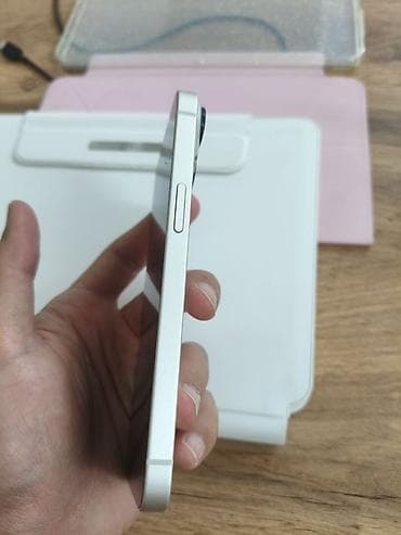 iphon 5: IPhone 14, Новый, 256 ГБ, Белый, Зарядное устройство, Чехол, Кабель, 85 % — 3