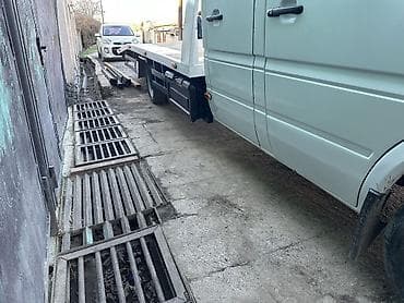 грузовой спринтер 2 7: Эвакуатор, Mercedes-Benz, 2004 г., Ломаная — 4