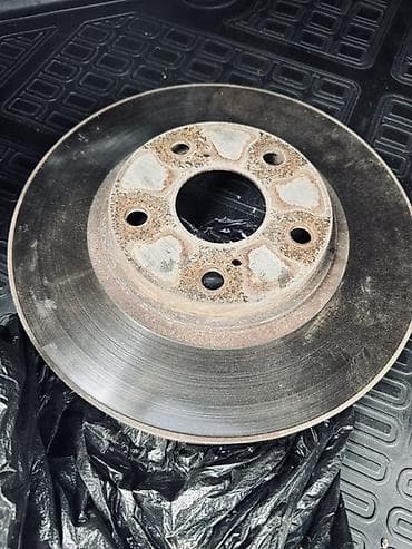 Алдыңкы тормоздук диск Toyota 2002 г., Колдонулган, Оригинал, Жапония