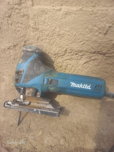 Лобзик электрический Makita. - Сетевой инструмент, классический at lalafo.kg Лобзик электрический Makita. - Сетевой инструмент, классический