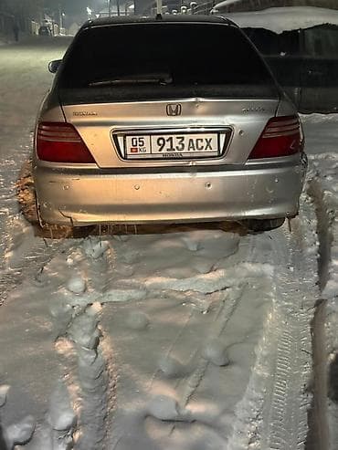 значок хонда: Honda Accord: 2001 г., 1.8 л, Механика, Бензин, Хэтчбэк — 4